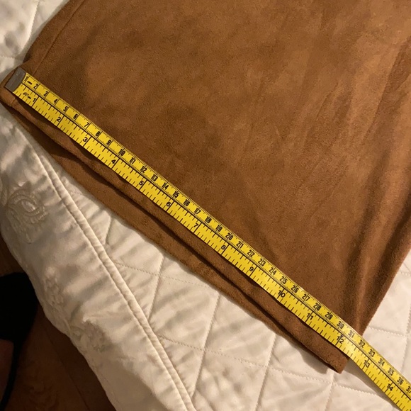 Chico’s wide crop, faux suede, NWT - Picture 9 of 11